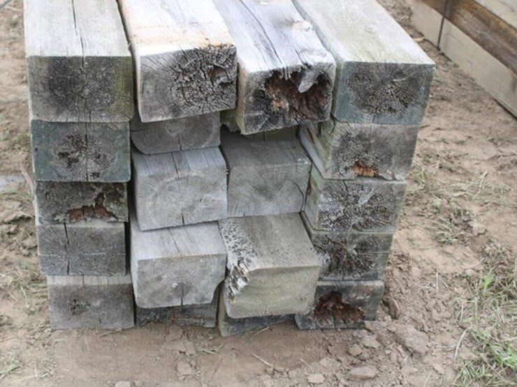 bundle-of-guardrail-posts-6''x8''x6'-long-image-5