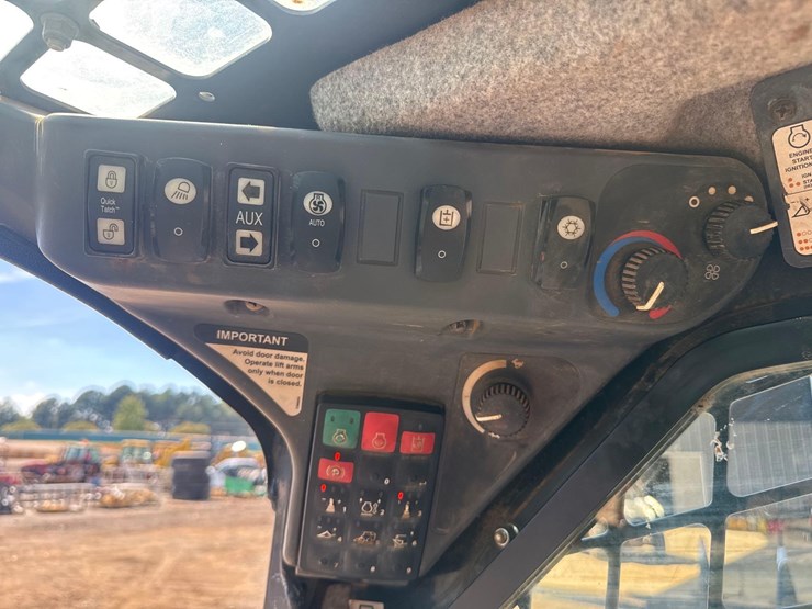 2020-deere-331g-image-20