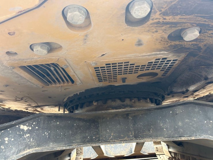 2020-caterpillar-315f-lcr-image-28