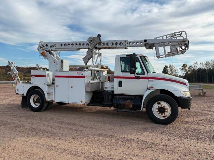 2008-international-durastar-4300-image-3