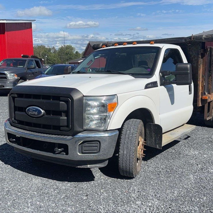 2011 FORD F350
