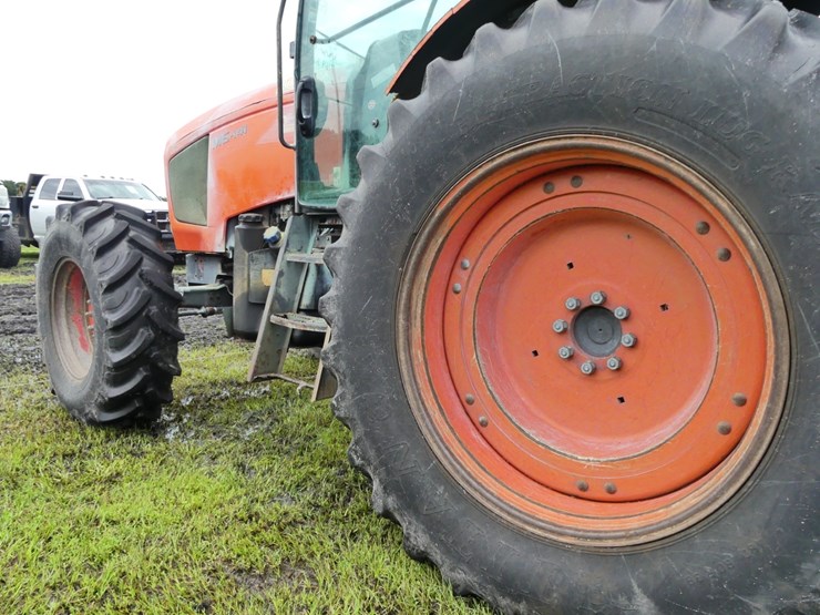 2016-kubota-m6-141-image-9