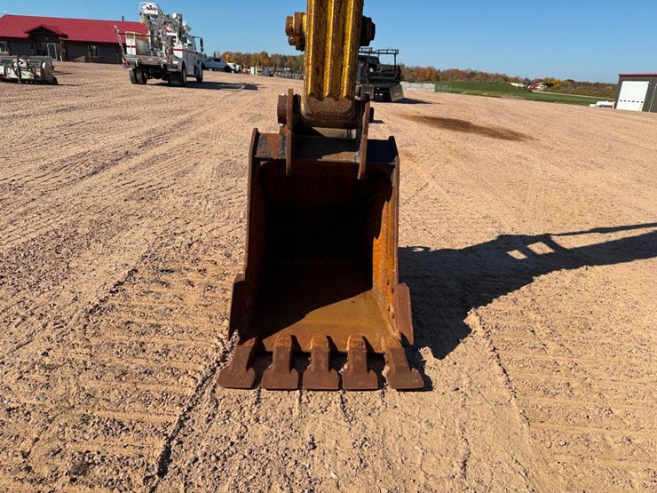 kobelco-sk200sr-lc-image-31