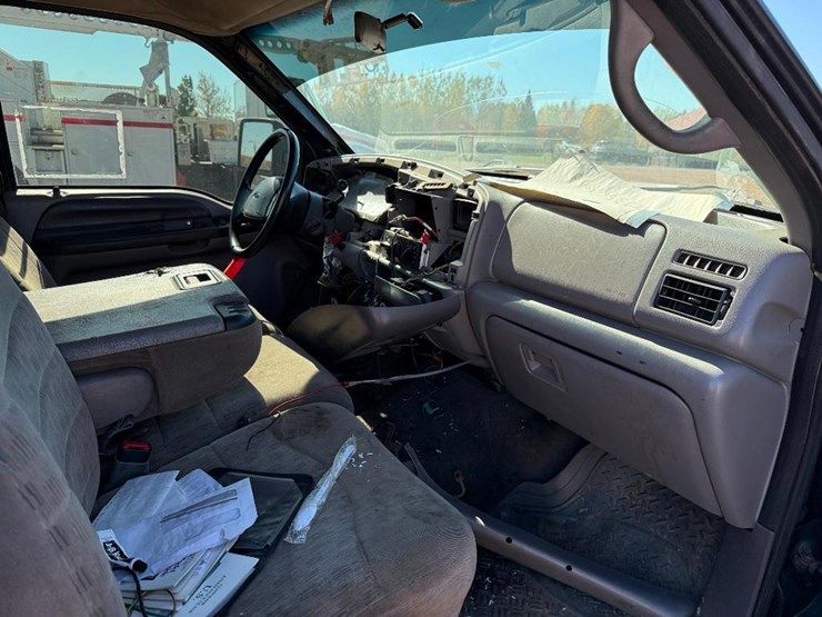 1999-ford-f250-image-23