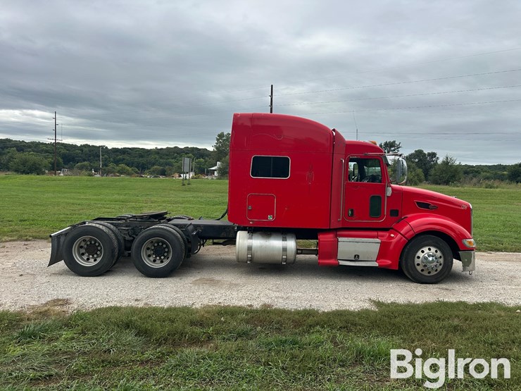 2012-peterbilt-386-image-4