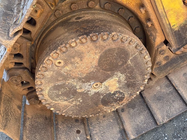 2013-deere-850k-wlt-image-25