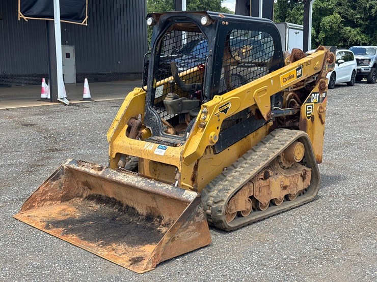 2019-caterpillar-249d-image-1