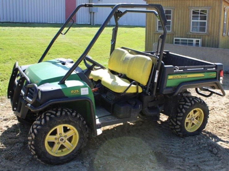 john-deere-gator-image-1