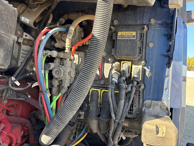 2018-kenworth-t680-image-42
