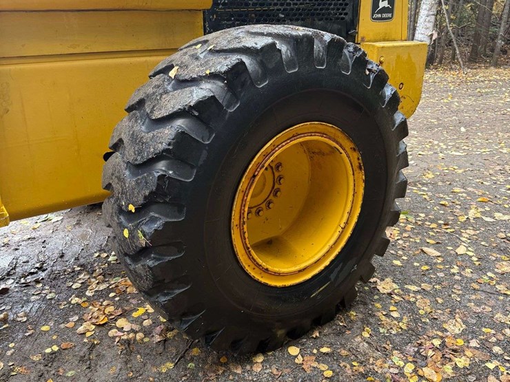 1974-john-deere-644-image-10