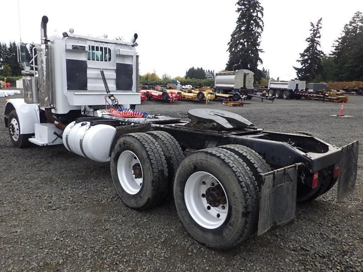 1990-peterbilt-379-image-3