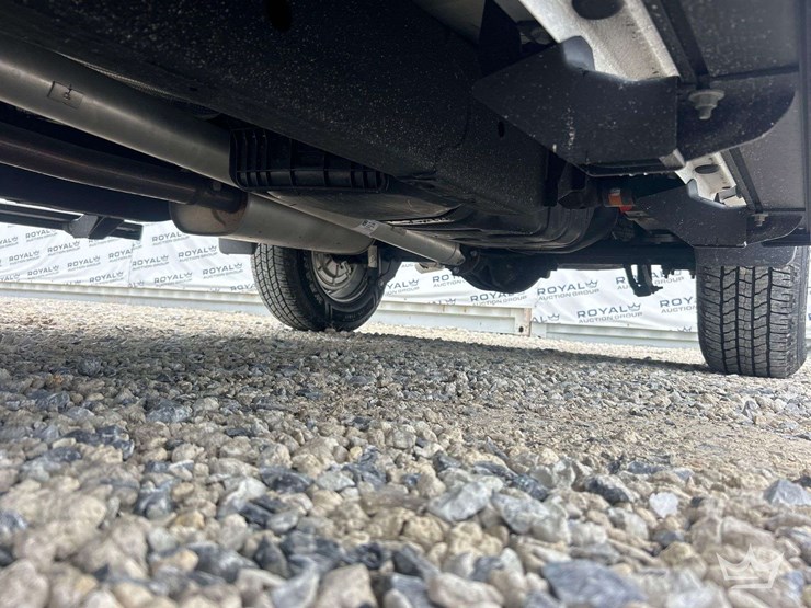 2022-chevrolet-silverado-1500-image-21