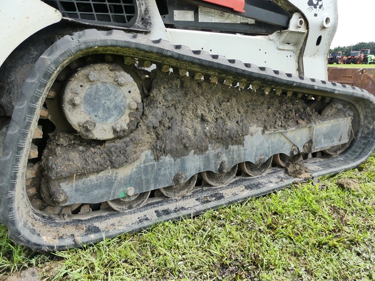 2016-bobcat-t750-image-6