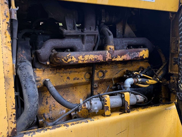 1974-john-deere-644-image-7