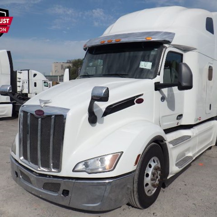 2023 PETERBILT 579