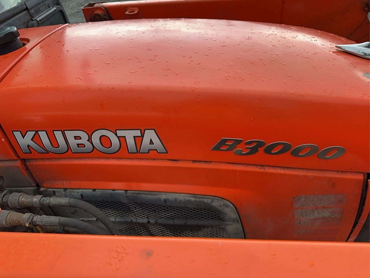 2013-kubota-b3000-image-15