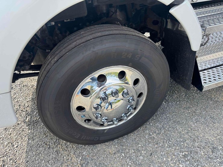 2016-kenworth-t880-image-20