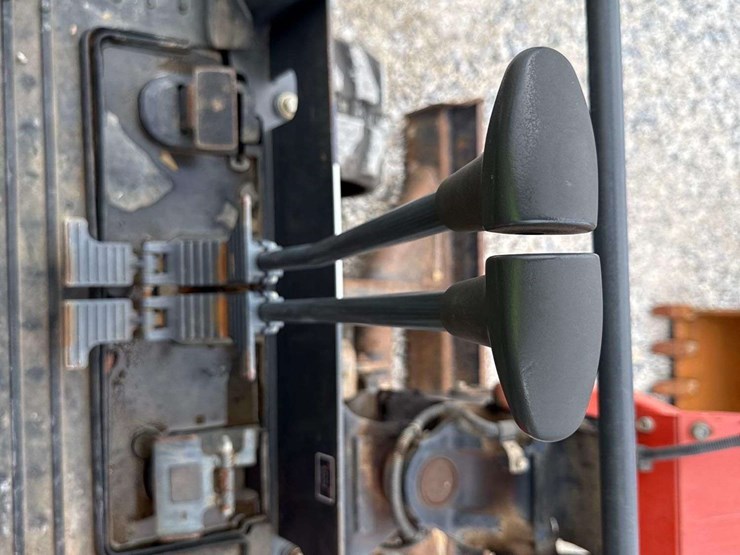 2019-kubota-kx71-3-image-22