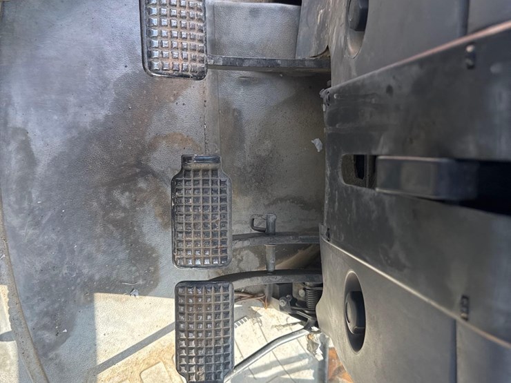 new-holland-tl80dt-image-30