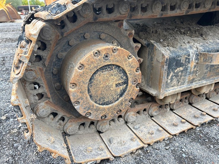 2020-caterpillar-315f-lcr-image-16