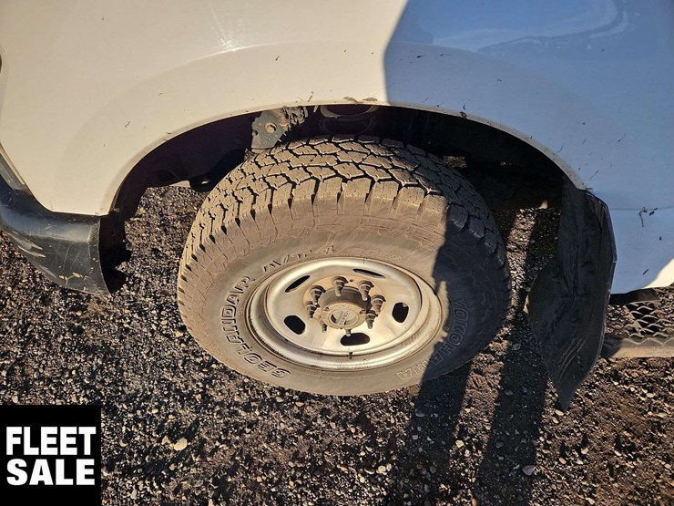 2021-ford-f350-image-9