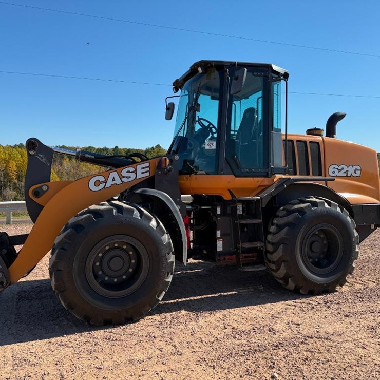 2018 CASE 621G