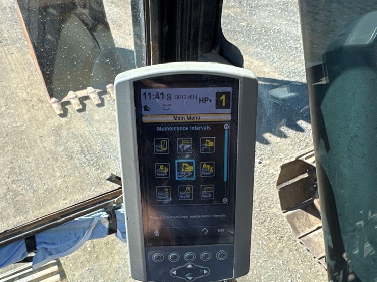 2013-caterpillar-320el-image-30
