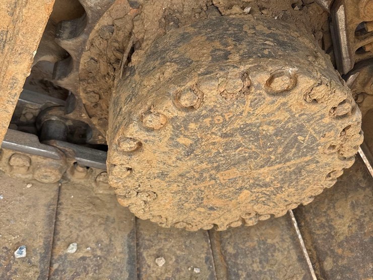 2014-komatsu-pc210-lc-10-image-16