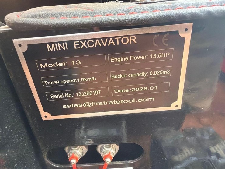 2026-future-13-mini-excavator-image-6