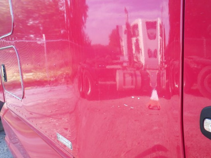 2017-kenworth-t680-image-8