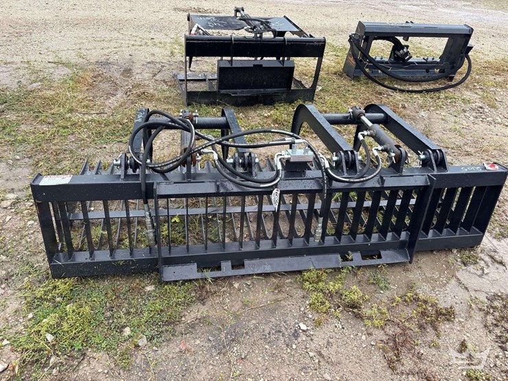 jct-dual-cylinder-hydraulic-rock-grapple-skid-steer-attachment-image-2