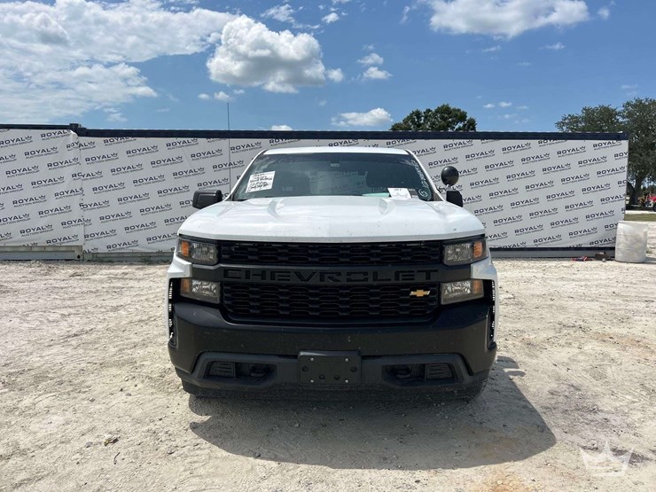 2022-chevrolet-silverado-1500-image-23