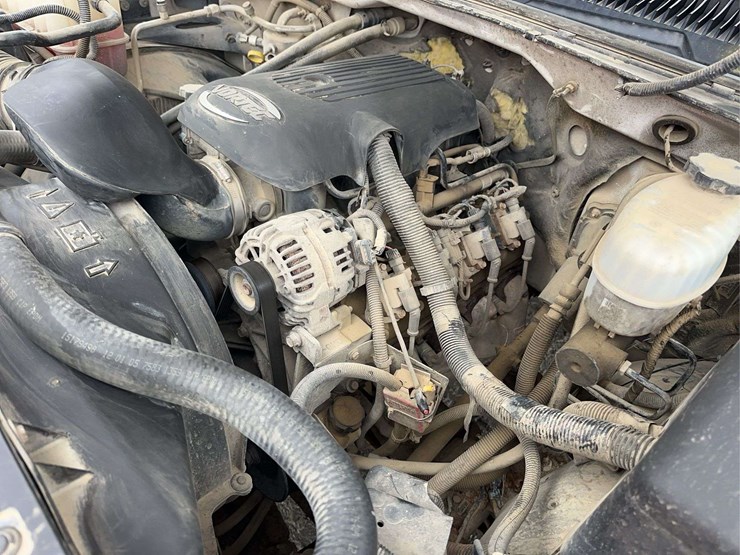 2006-chevrolet-silverado-3500-image-18