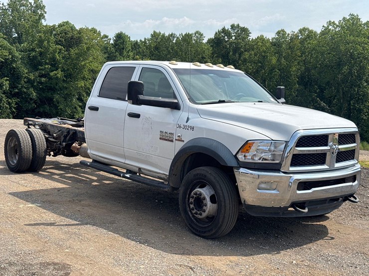 2013-dodge-ram-5500-image-7
