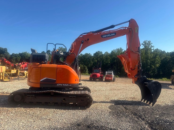 2022-doosan-dx140-lcr-image-4