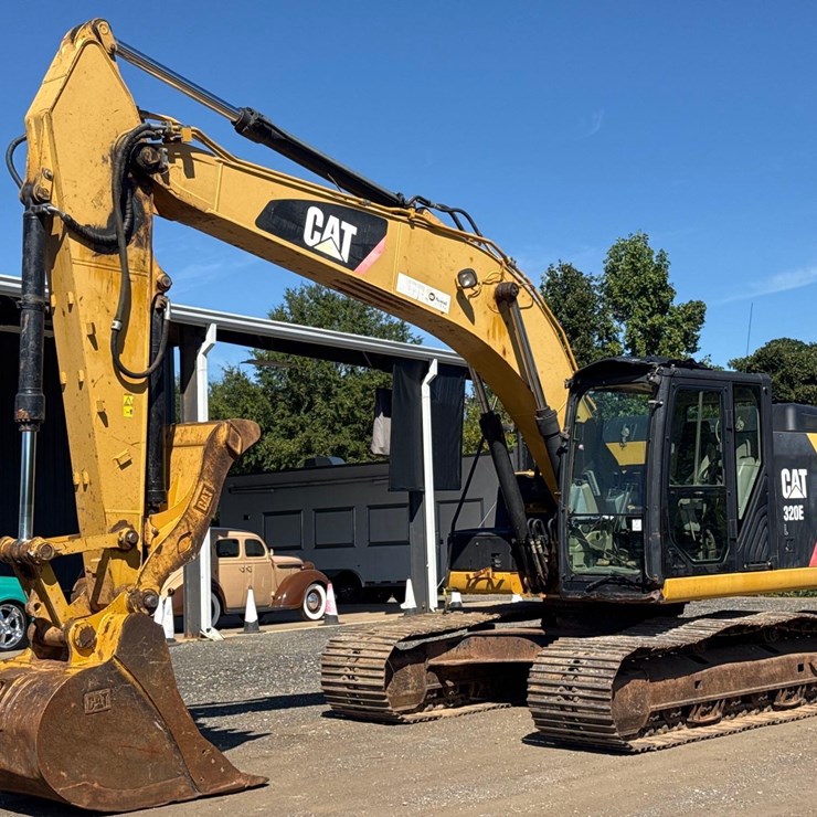 2013 CATERPILLAR 320EL