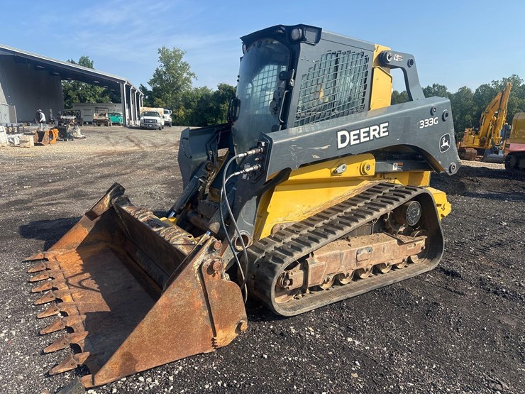 2019-deere-333g-image-1