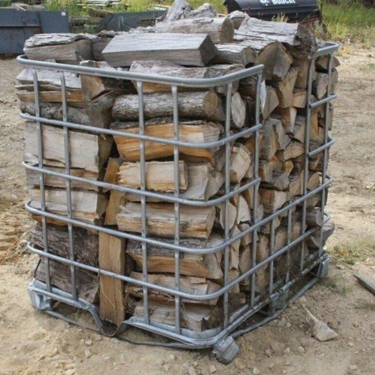 Mixed White & Red Oak Firewood in Metal Pallet Tot