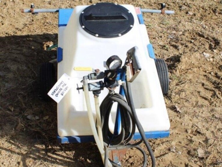 tow-behind-lawn-sprayer-image-2