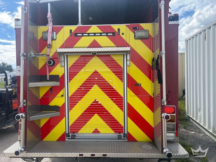 2003-pierce-4x4-rescue-pumper-fire-truck-image-34