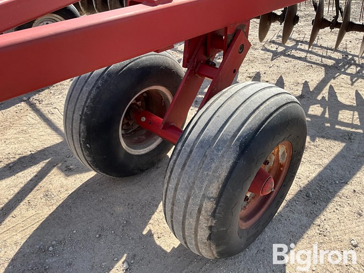 case-ih-3950-image-16