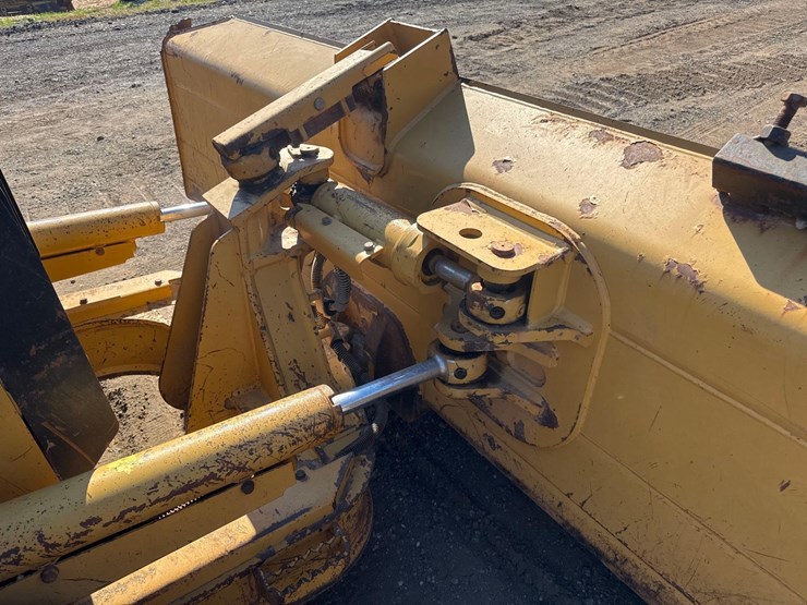2014-caterpillar-d5k-lgp-image-14