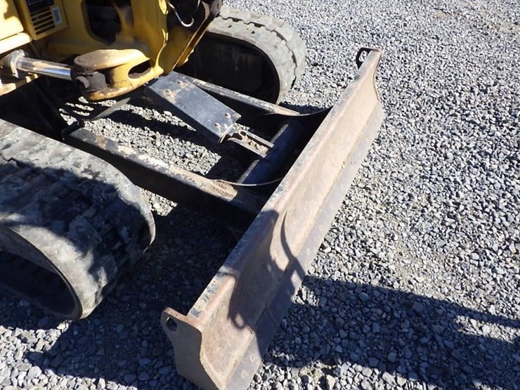 caterpillar-305e2-image-14