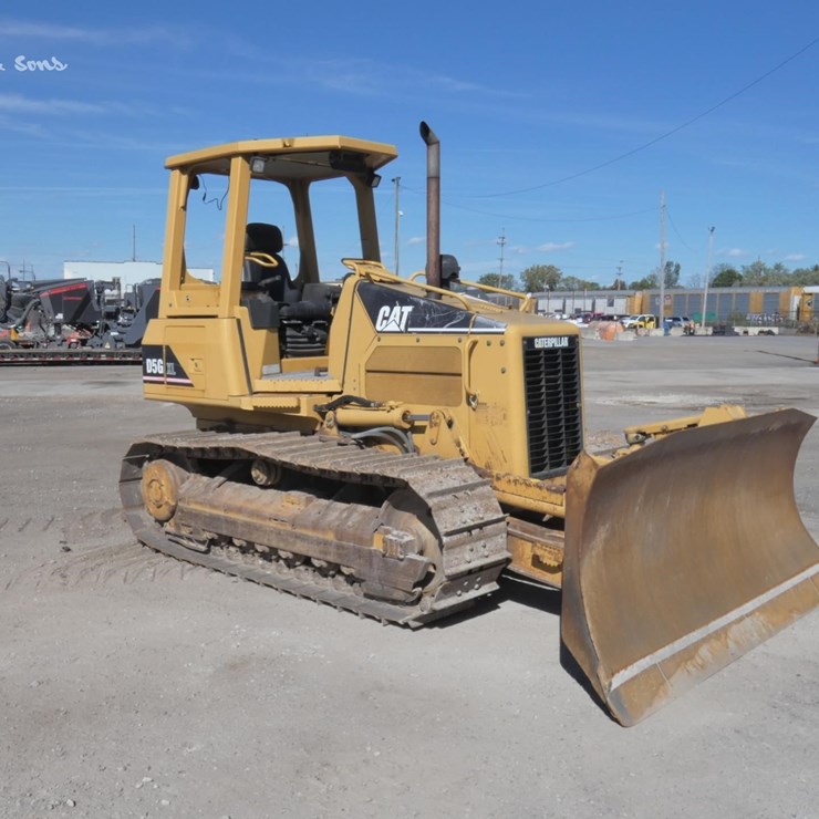 2004 CATERPILLAR D5G
