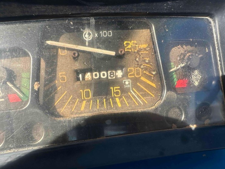 ford-7310-image-30