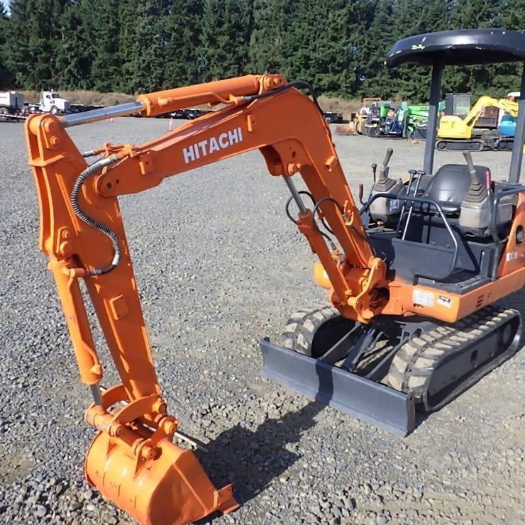 HITACHI EX15