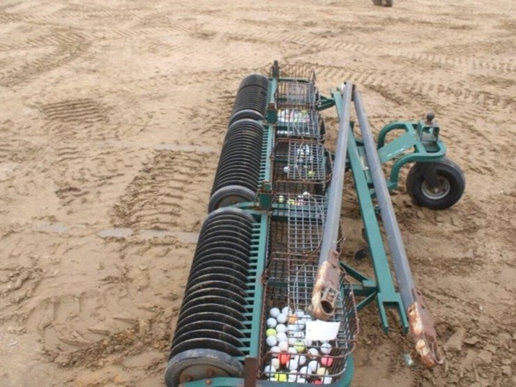 10ft-golf-ball-collector-with-baskets-image-8