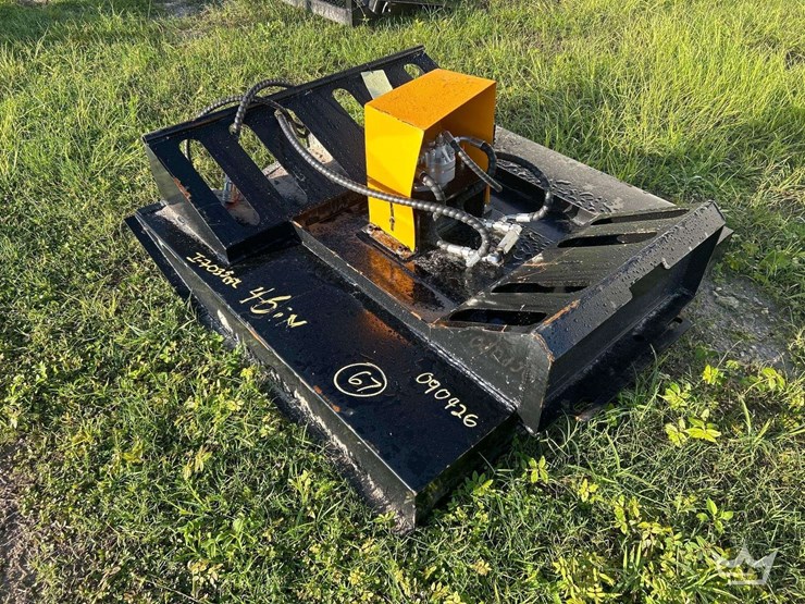 2025-46in-hydraulic-brush-cutter-mini-skid-steer-attachment-image-4