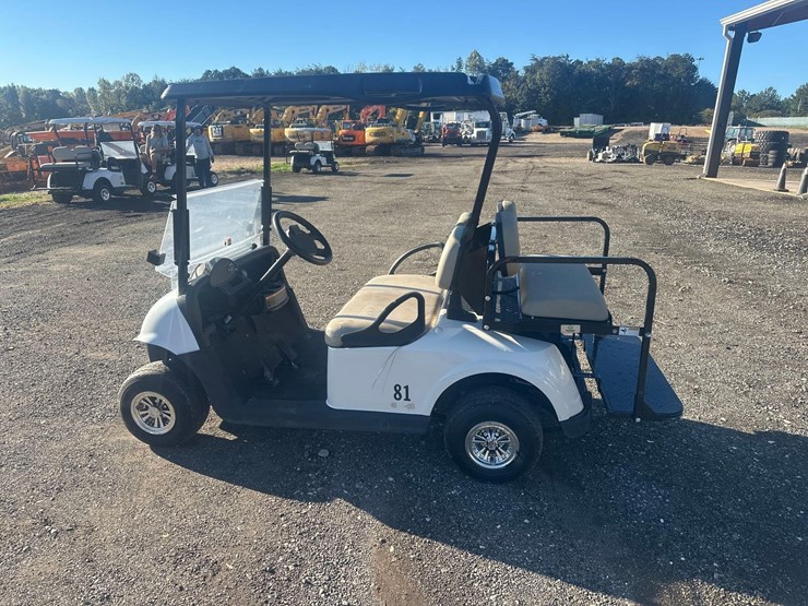 e-z-go-elite-4-passenger-golf-cart-image-6