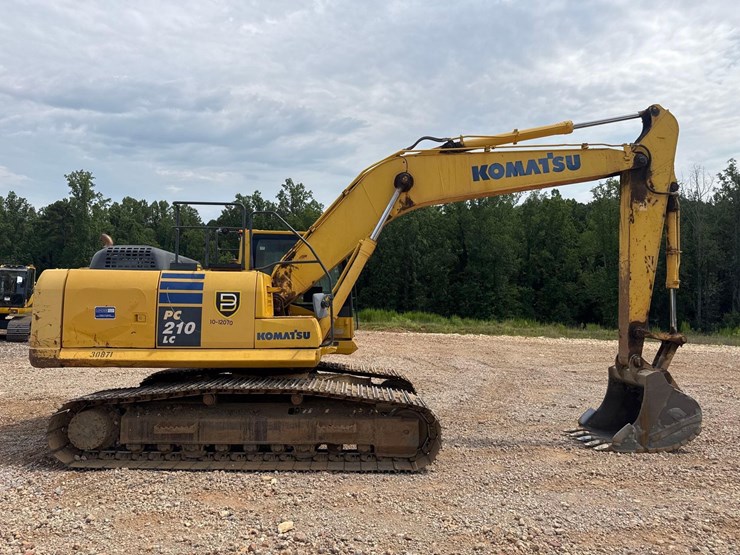 2014-komatsu-pc210-lc-10-image-6